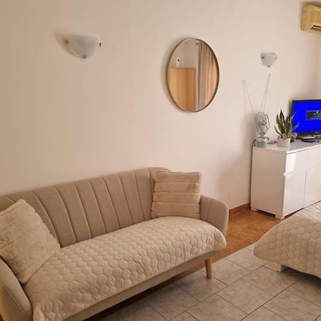 Apartment Bubi Nečujam Εξωτερικό φωτογραφία